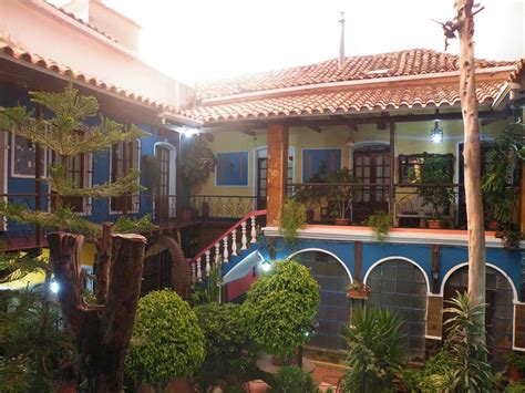 The 10 best cheap hotels in Sucre, Bolivia .